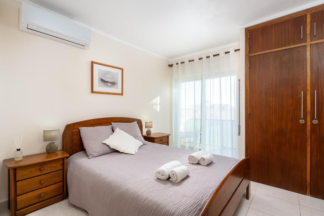Ocean Beachfront Home By Real Life Concierge Portimão Esterno foto